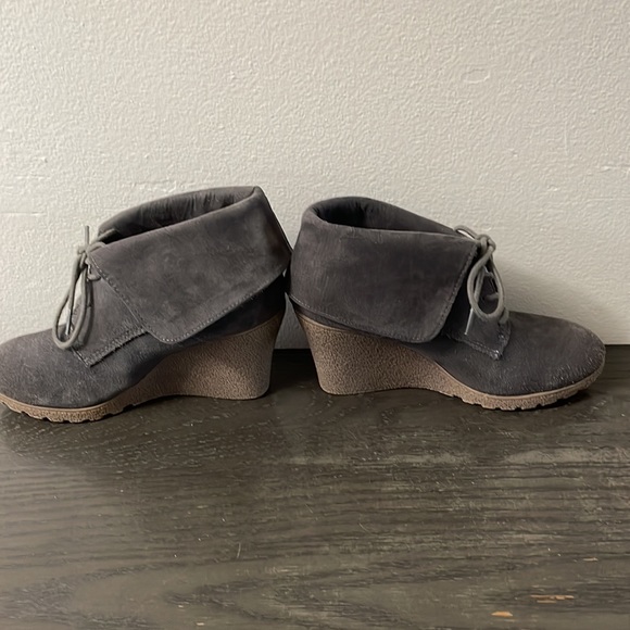 Mia Women’s Wedge Boot Grey Size 7.5 - Picture 3 of 6